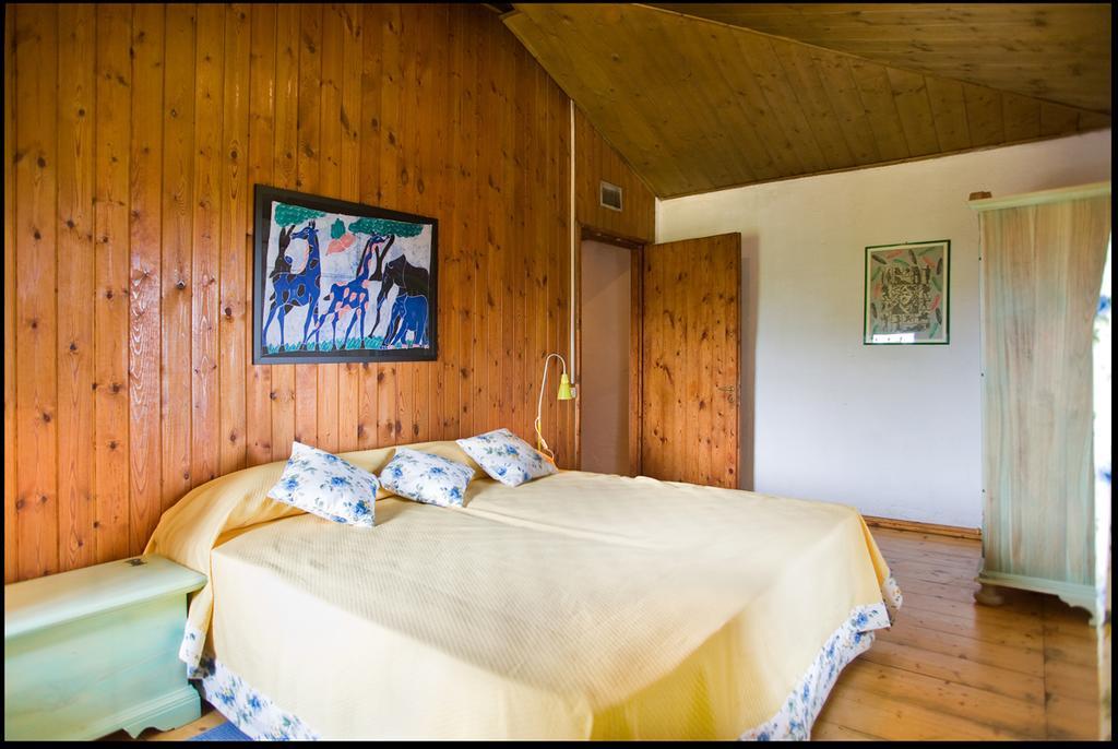 Agriturismo Famiglia Al Castello Di Bagnolo Bagnolo Piemonte Cameră foto