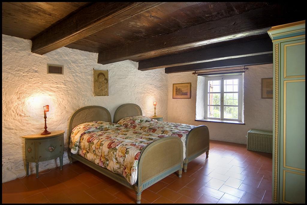 Agriturismo Famiglia Al Castello Di Bagnolo Bagnolo Piemonte Cameră foto