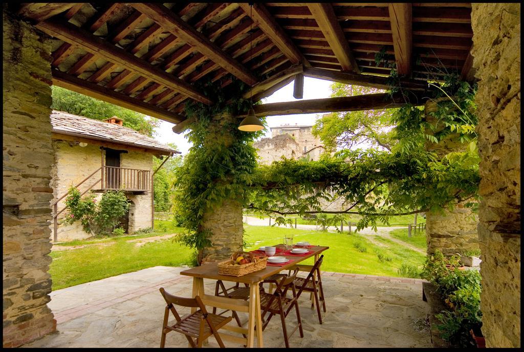 Agriturismo Famiglia Al Castello Di Bagnolo Bagnolo Piemonte Cameră foto