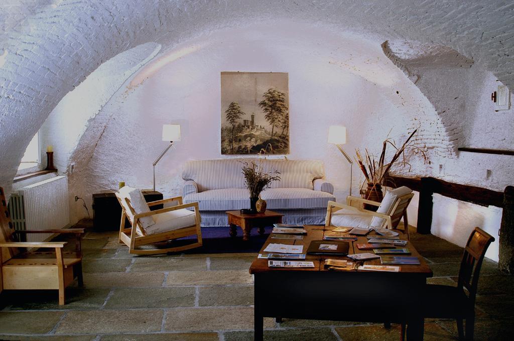 Agriturismo Famiglia Al Castello Di Bagnolo Bagnolo Piemonte Cameră foto