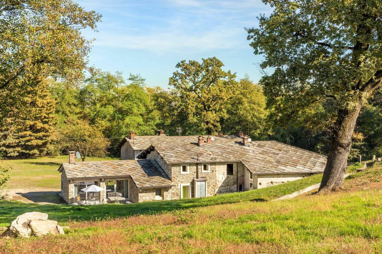 Agriturismo Famiglia Al Castello Di Bagnolo Bagnolo Piemonte Exterior foto